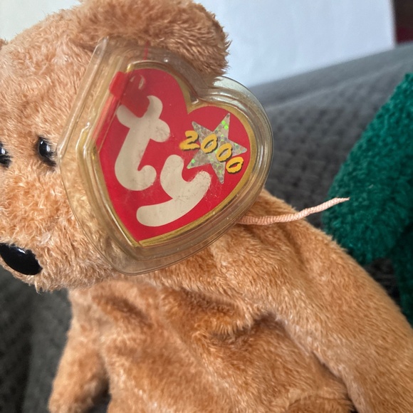 Cashew, holiday,Curly - Picture 2 of 14